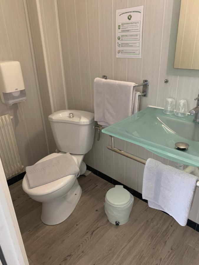 Hotel Le Canetois Екстер'єр фото