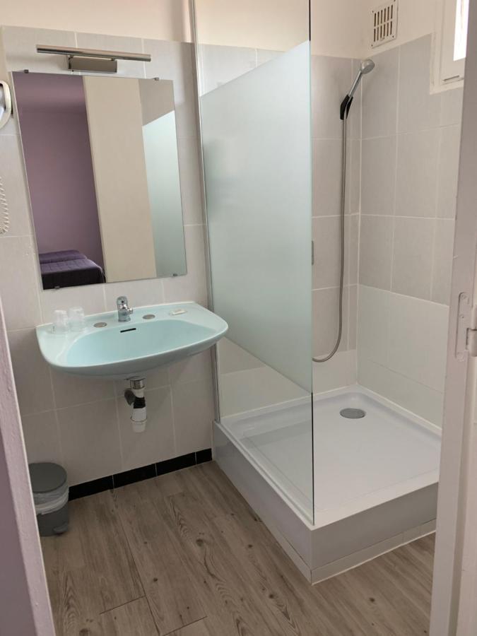 Hotel Le Canetois Екстер'єр фото