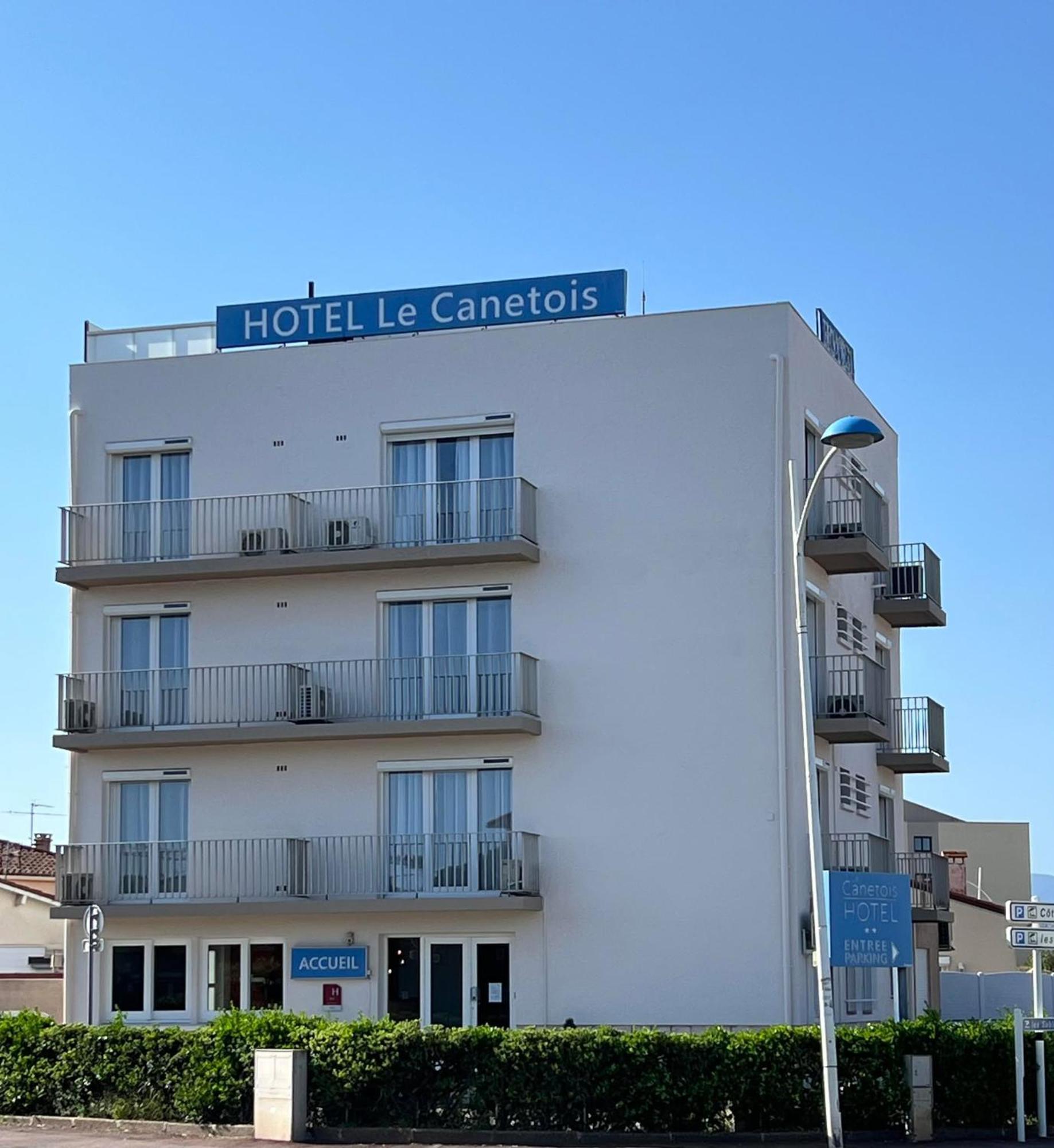 Hotel Le Canetois Екстер'єр фото